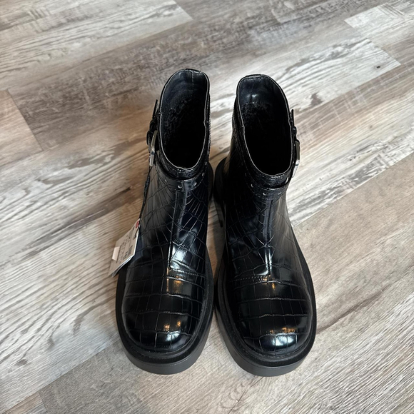 ZARA FLAT CROCODILE-EFFECT ANKLE BOOTS - Size 6 or 36 - Picture 4 of 8